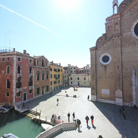 Frari Prestige Canal View