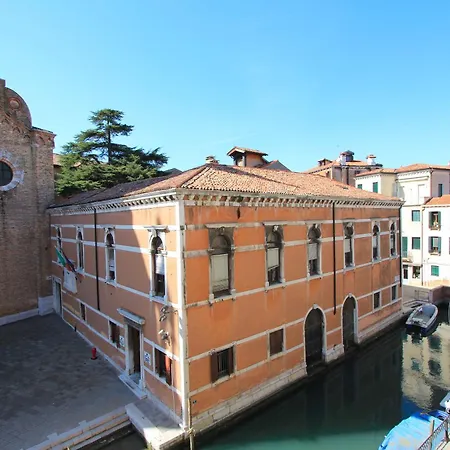 Lägenhet Frari Prestige Canal View Venedig