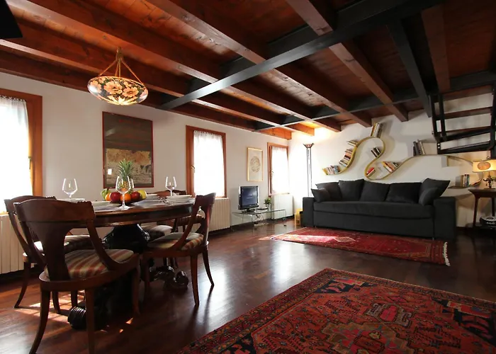 Frari Prestige Canal View * البندقية