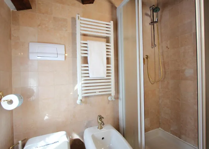 Frari Prestige Canal View شقة البندقية