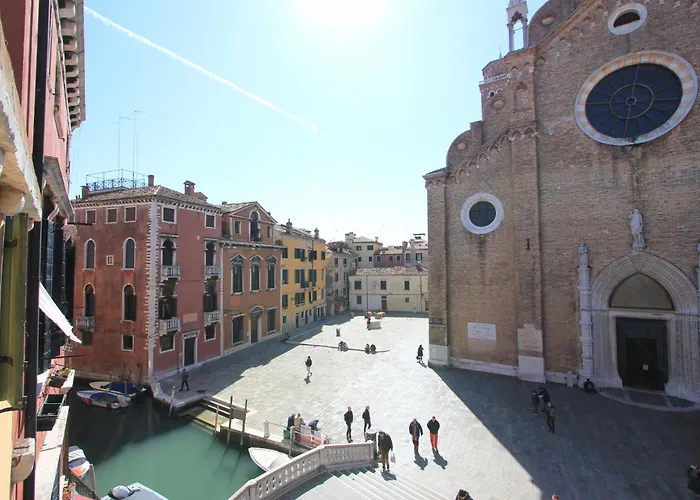 Frari Prestige Canal View