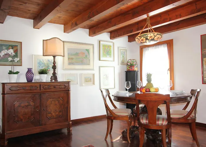 شقة Frari Prestige Canal View *