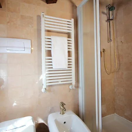 Frari Prestige Canal View Apartment Venedig